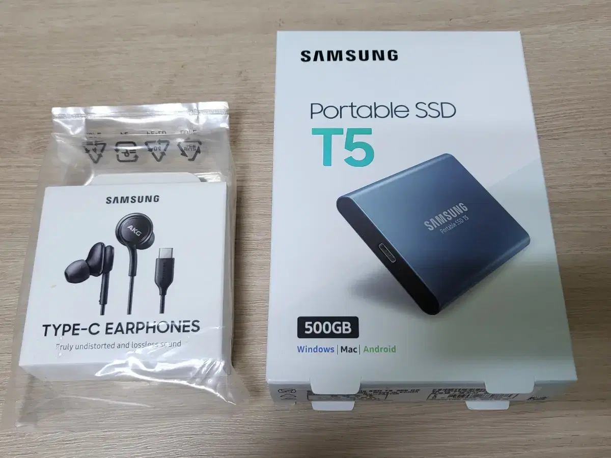 삼성 포터블 SSD T5 미개봉 새제품 판매합니다!